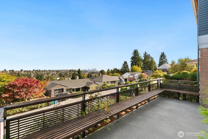 Property photo for 2631 38th Avenue W, Seattle photo 29