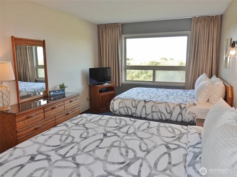 Property photo for 643 Ocean Shores Boulevard Nw #303, Ocean Shores photo 20