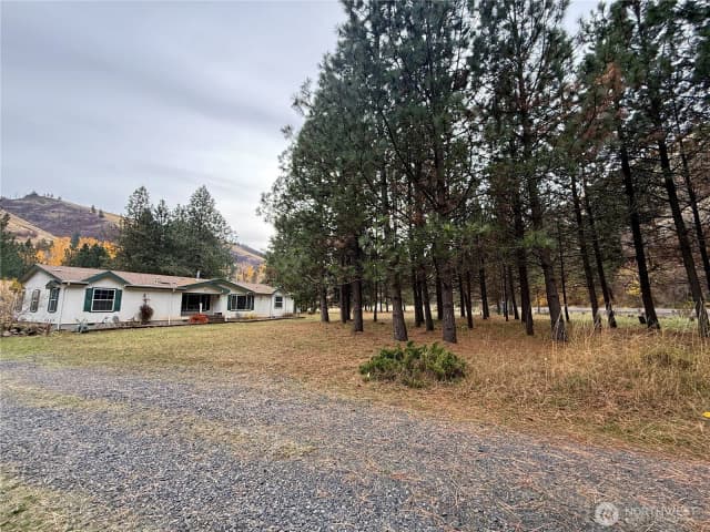 Property photo for 435 S Touchet Road, Dayton photo 2