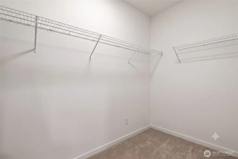 Property photo for 2113 Lancaster Drive, Ferndale photo 28