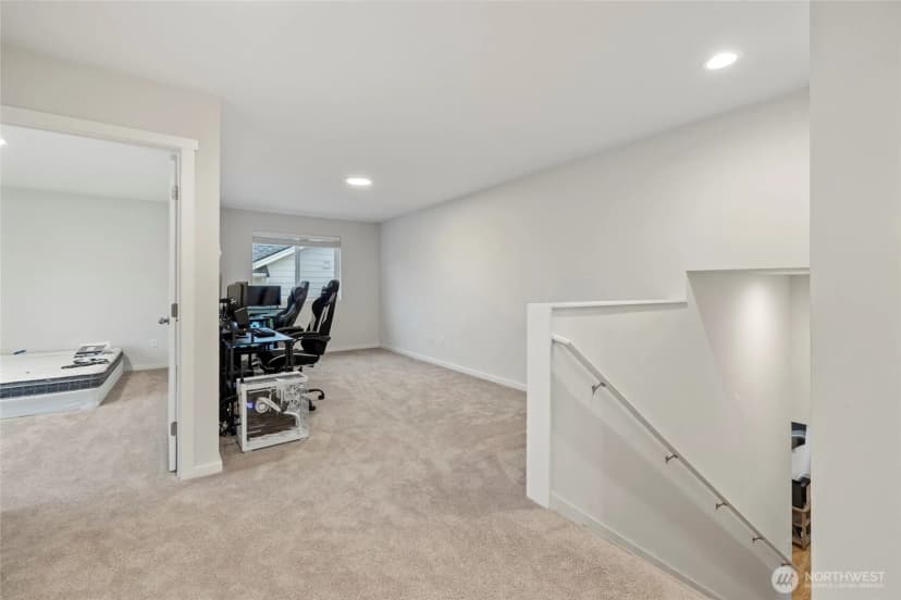 Property photo for 2113 Lancaster Drive, Ferndale photo 21