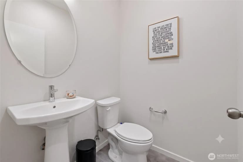 Property photo for 2113 Lancaster Drive, Ferndale photo 27