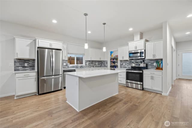 Property photo for 2113 Lancaster Drive, Ferndale photo 3