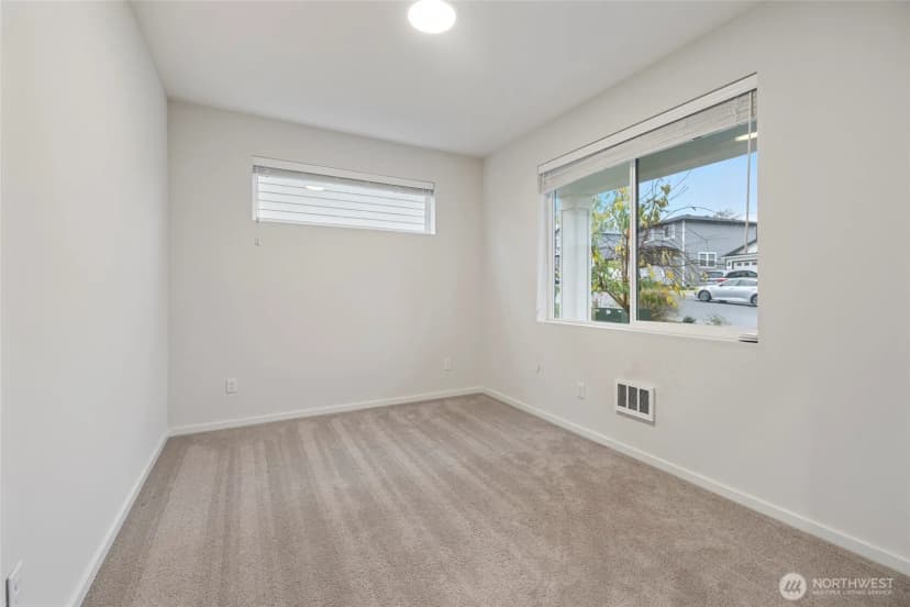 Property photo for 2113 Lancaster Drive, Ferndale photo 25