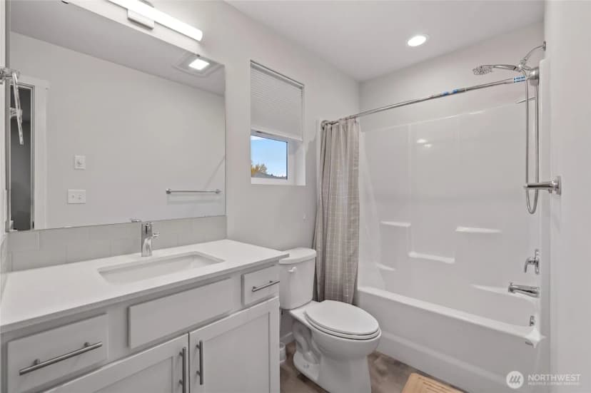 Property photo for 2113 Lancaster Drive, Ferndale photo 19