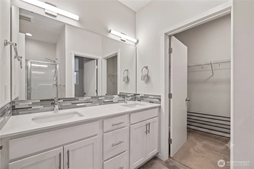 Property photo for 2113 Lancaster Drive, Ferndale photo 20