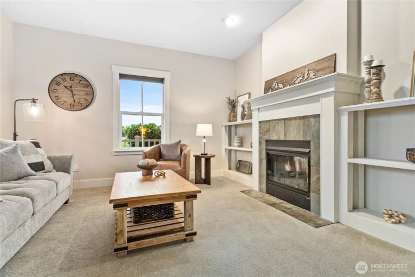 Property photo for 6864 Blumefield Drive, Lynden photo 7