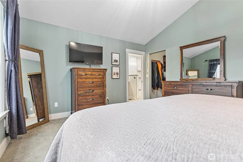Property photo for 6864 Blumefield Drive, Lynden photo 23