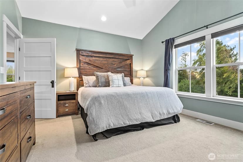 Property photo for 6864 Blumefield Drive, Lynden photo 22
