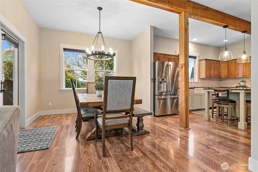 Property photo for 6864 Blumefield Drive, Lynden photo 10
