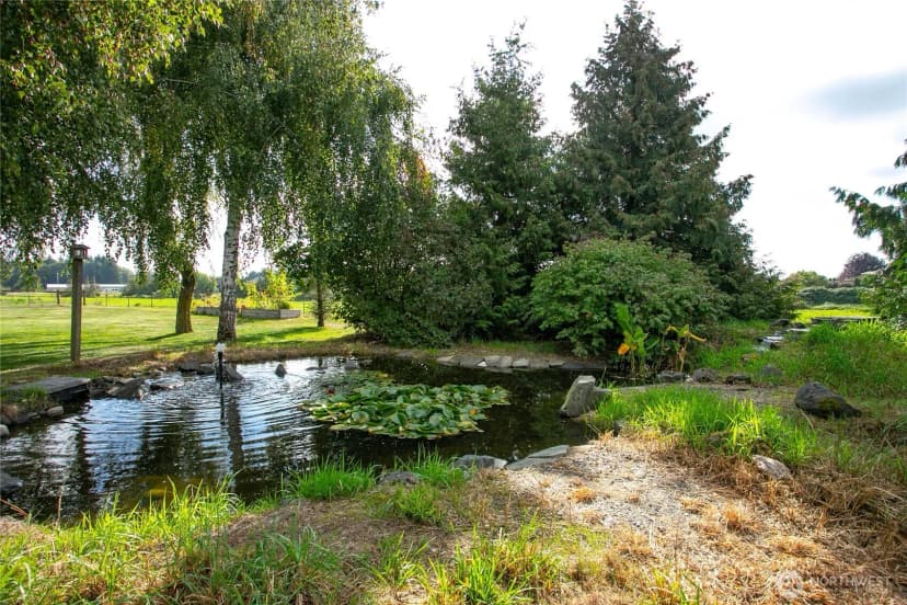 Property photo for 6864 Blumefield Drive, Lynden photo 35