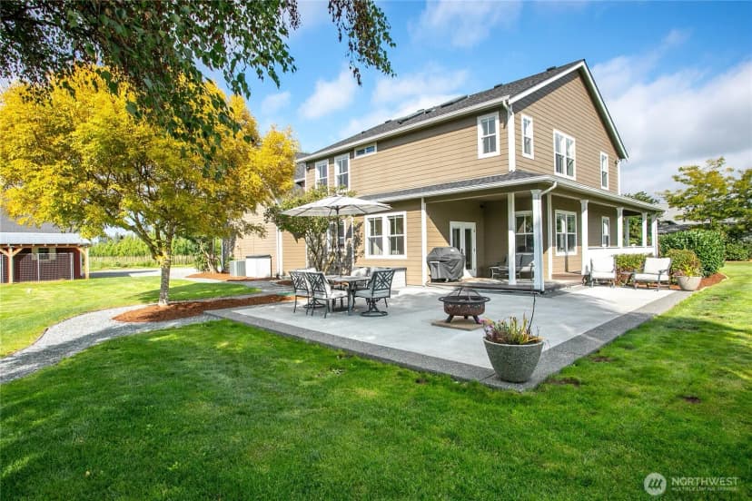 Property photo for 6864 Blumefield Drive, Lynden photo 4