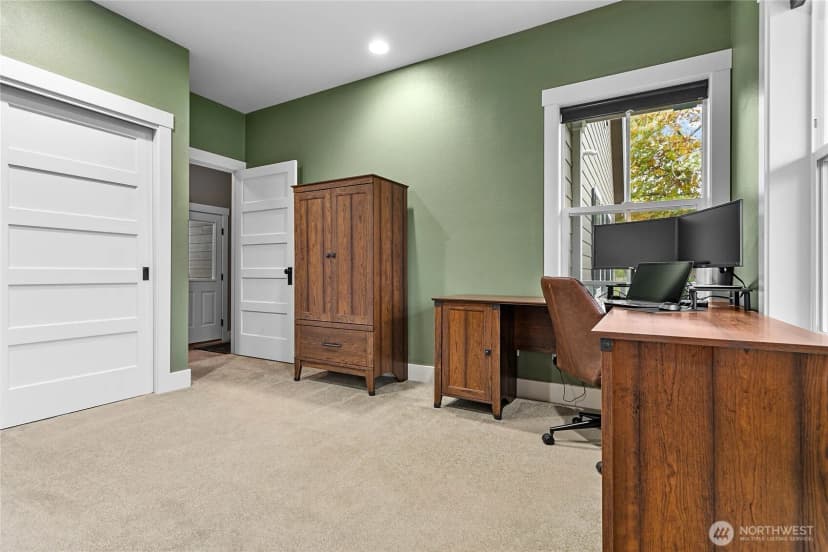 Property photo for 6864 Blumefield Drive, Lynden photo 18