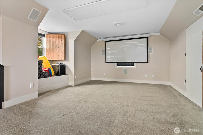 Property photo for 6864 Blumefield Drive, Lynden photo 34