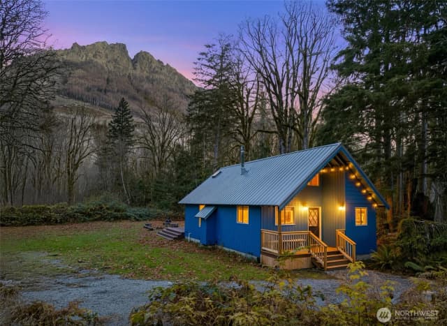 Property photo for 64642 Ne 178th Street, Baring