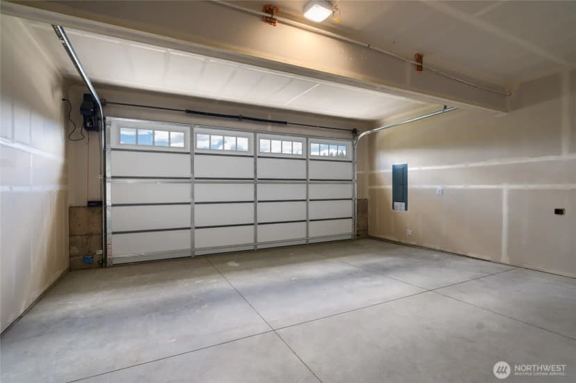 Property photo for 613 Bucko Avenue, Sedro Woolley photo 35