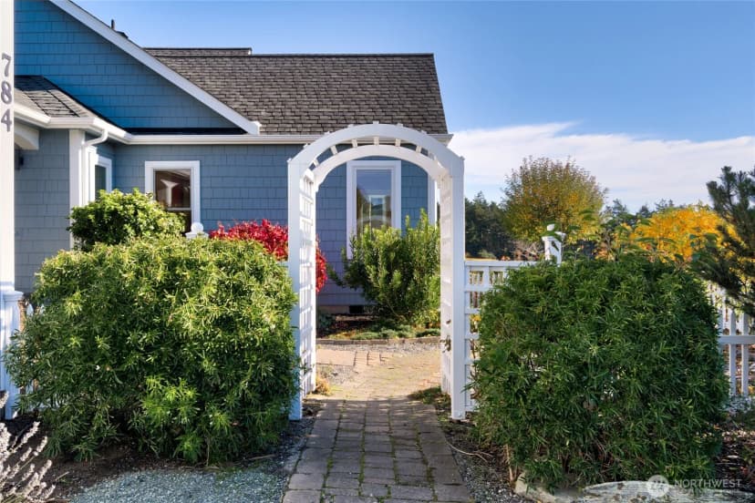 Property photo for 784 Windrose Drive, Coupeville photo 9