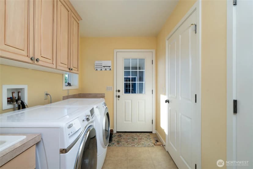 Property photo for 784 Windrose Drive, Coupeville photo 30
