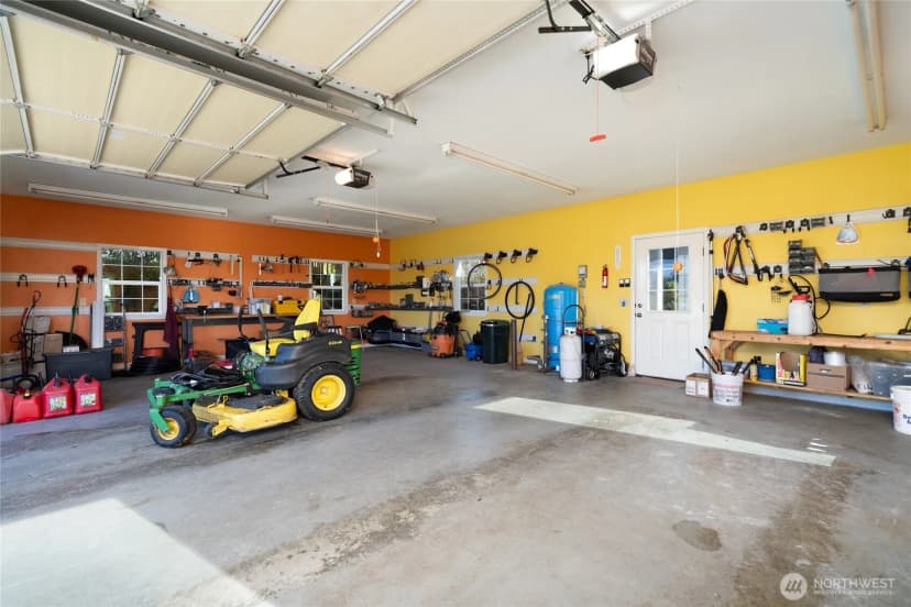 Property photo for 784 Windrose Drive, Coupeville photo 40