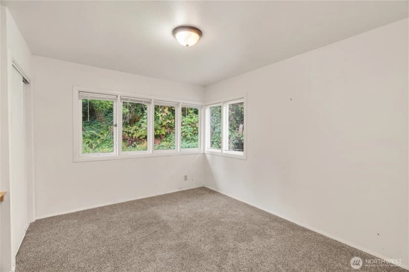 Property photo for 2112 Becker Street, Aberdeen photo 17