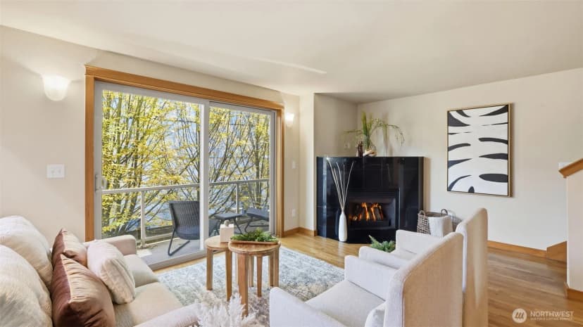 Property photo for 2342 44th Avenue Sw #a, Seattle photo 14
