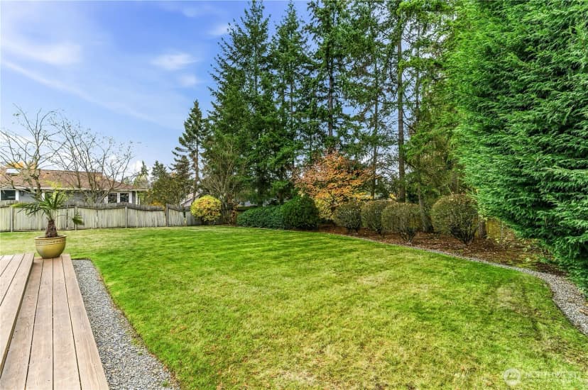 Property photo for 7424 141st Avenue Ne, Redmond photo 28