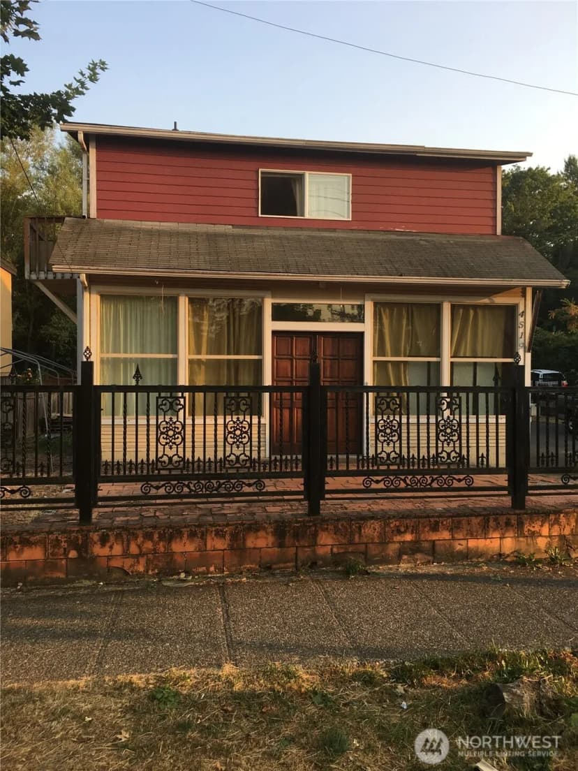 Property photo for 4519 S Henderson Street, Seattle photo 3