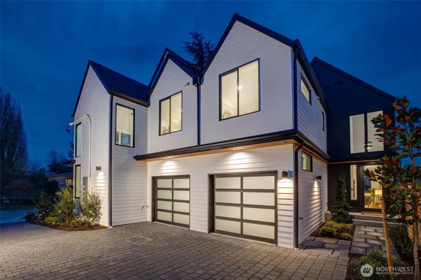Property photo for 3612 #b Sw Othello, Seattle photo 33