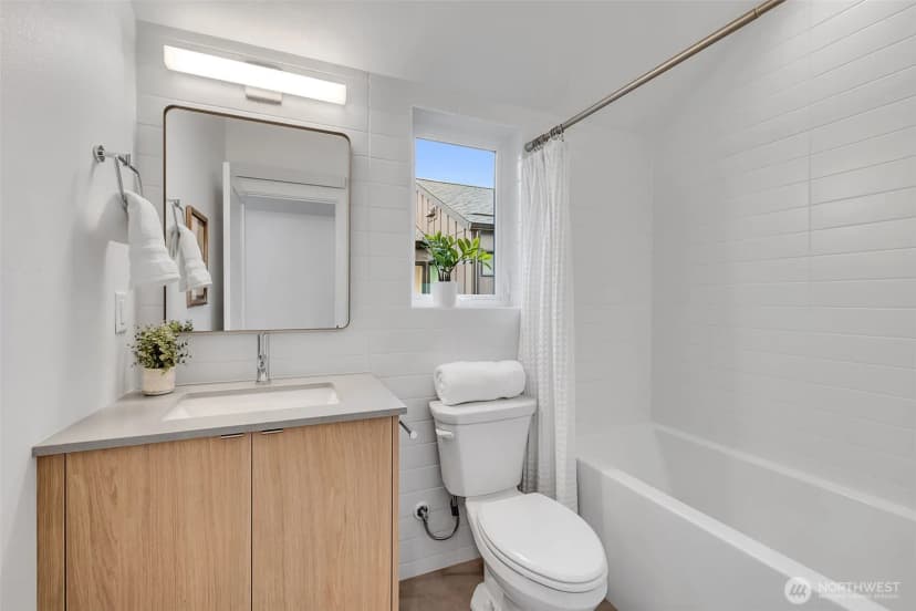 Property photo for 3612 #b Sw Othello, Seattle photo 28