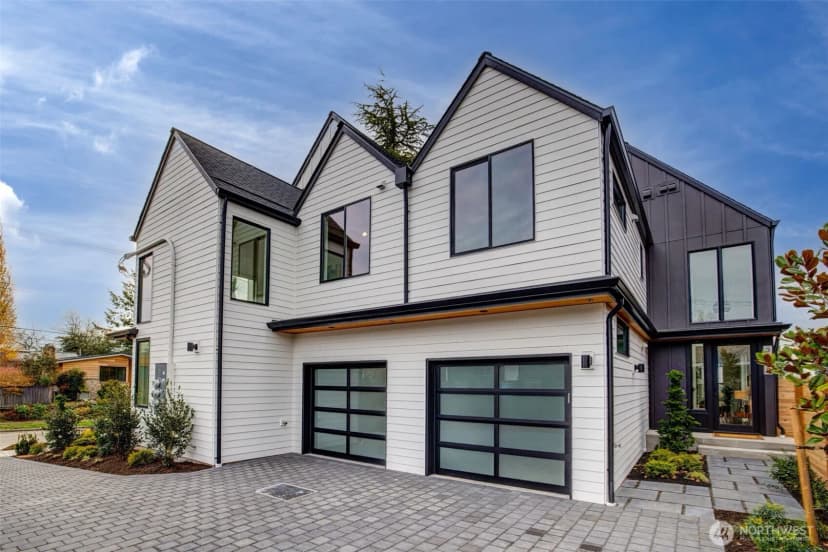 Property photo for 3612 #b Sw Othello, Seattle photo 32
