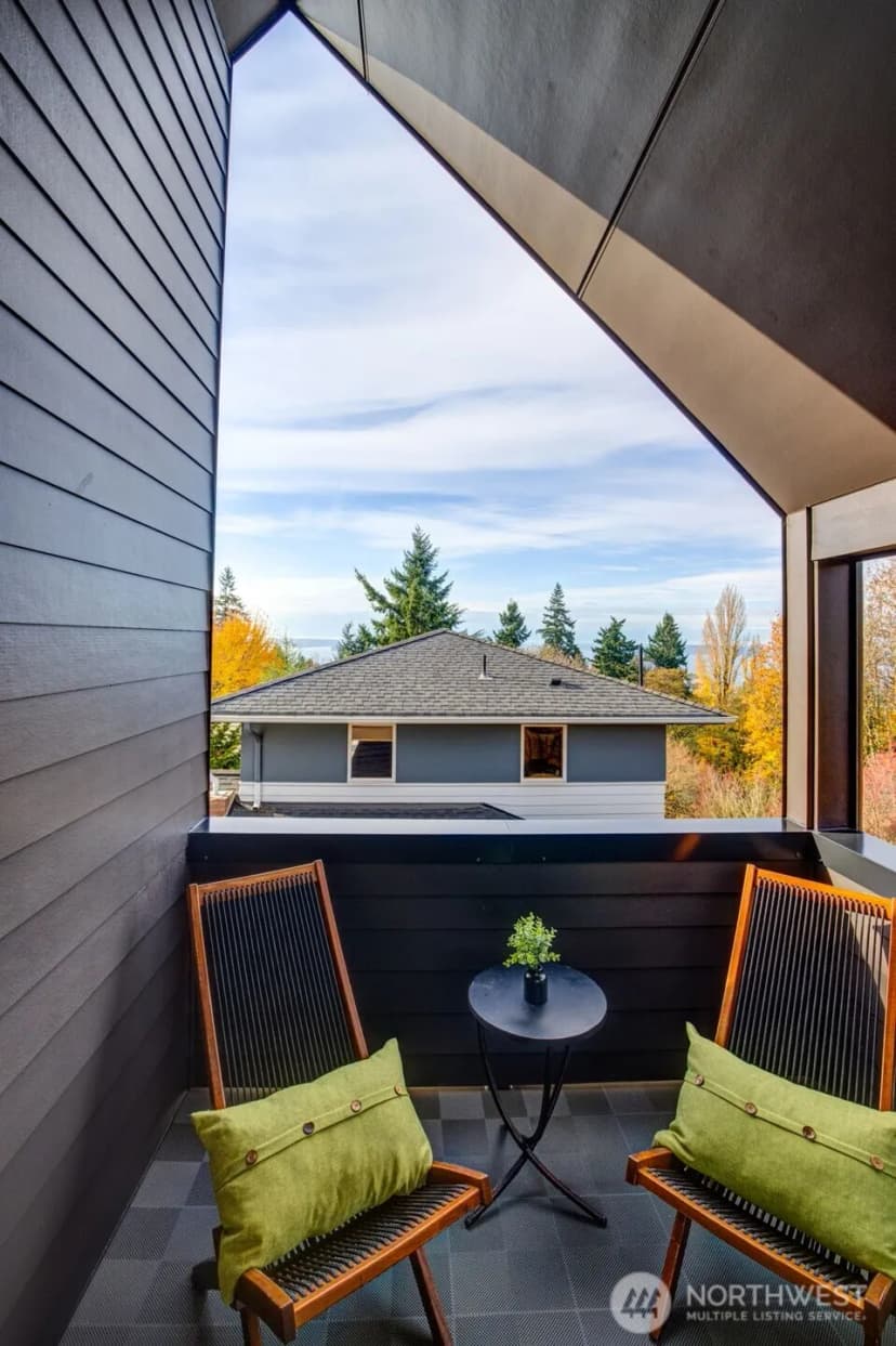 Property photo for 3612 #b Sw Othello, Seattle photo 22