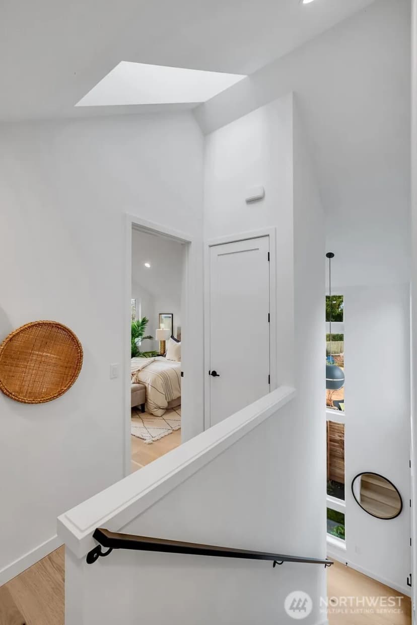 Property photo for 3612 #b Sw Othello, Seattle photo 18