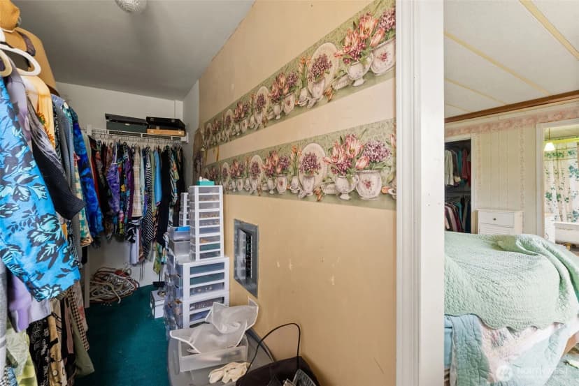 Property photo for 1622 W Young Street, Elma photo 18