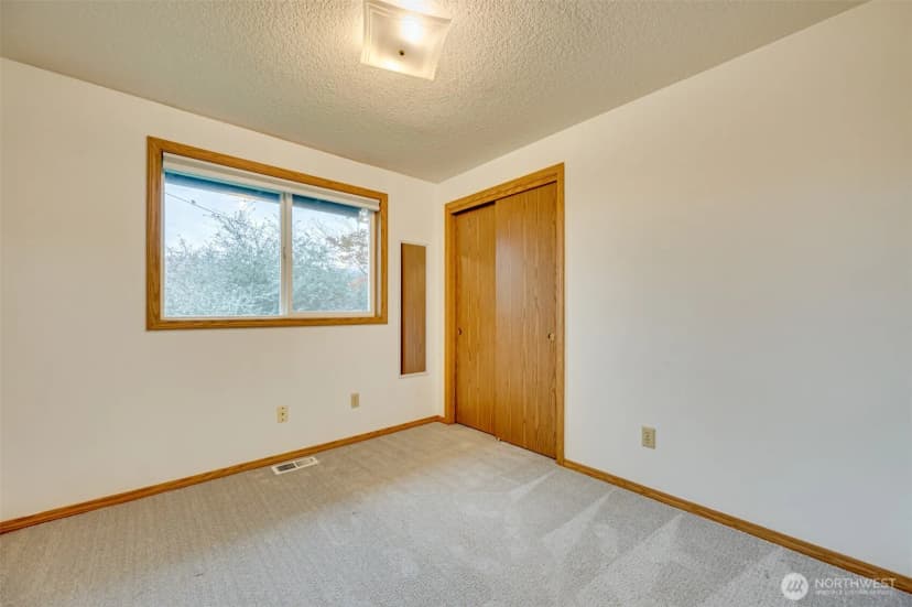 Property photo for 160 Dehning, Woodland photo 10
