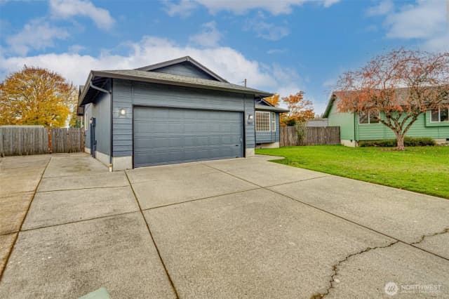 Property photo for 160 Dehning, Woodland photo 3