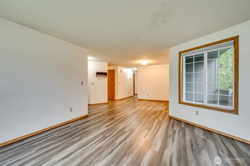 Property photo for 160 Dehning, Woodland photo 9