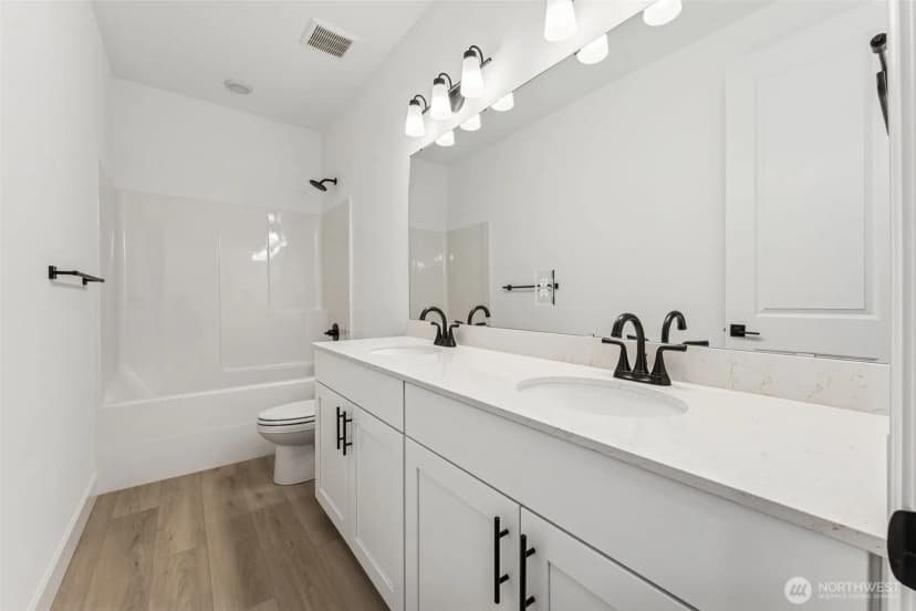 Property photo for 10668 Treasure Drive Nw #109, Silverdale photo 6