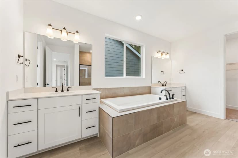 Property photo for 10668 Treasure Drive Nw #109, Silverdale photo 8