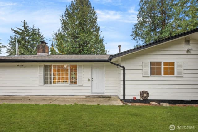 Property photo for 803 Sw Dash Point Road, Federal Way photo 3