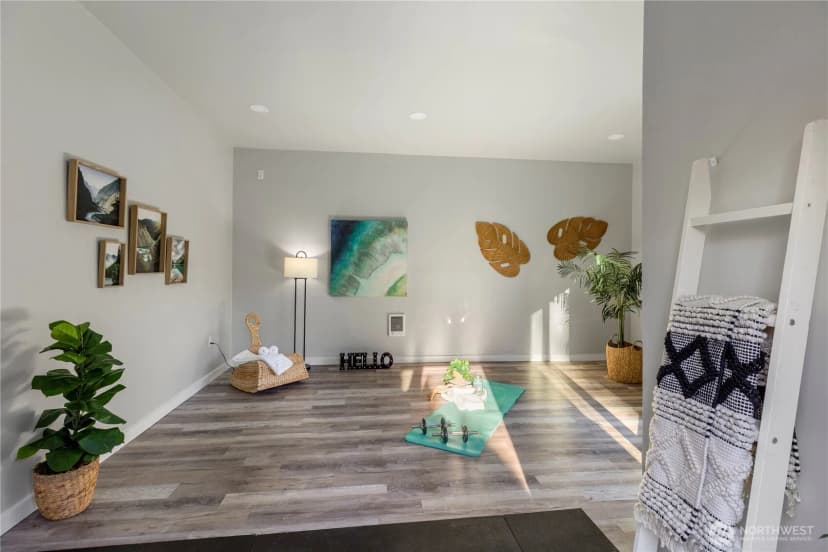 Property photo for 9704 Ne 124th Street, Kirkland photo 28