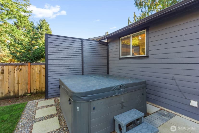 Property photo for 9704 Ne 124th Street, Kirkland photo 34