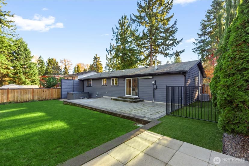 Property photo for 9704 Ne 124th Street, Kirkland photo 32