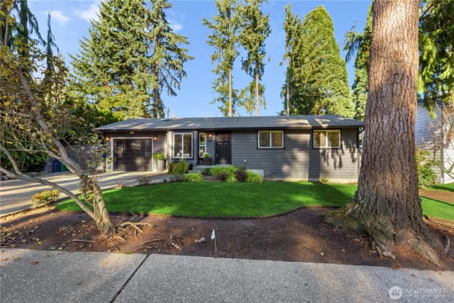 Property photo for 9704 Ne 124th Street, Kirkland photo 2