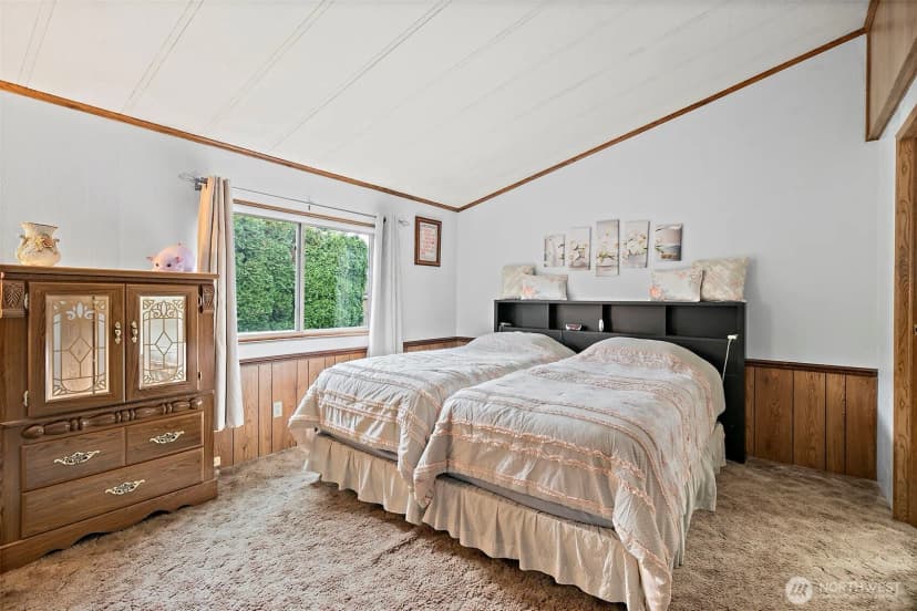 Property photo for 18621 109th Avenue Se, Renton photo 16