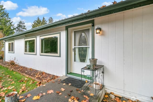 Property photo for 18621 109th Avenue Se, Renton photo 3