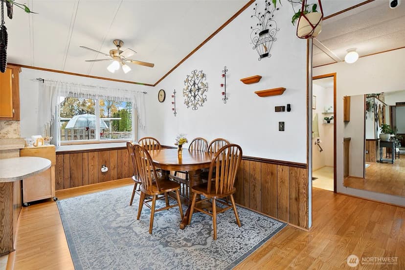 Property photo for 18621 109th Avenue Se, Renton photo 8