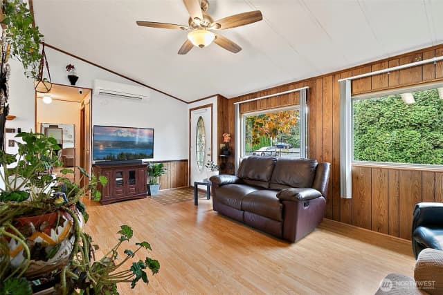 Property photo for 18621 109th Avenue Se, Renton photo 5