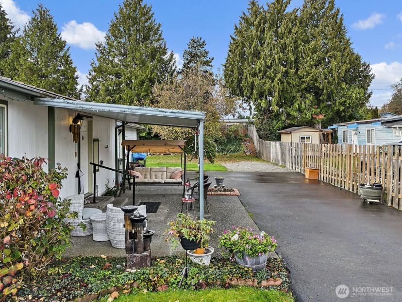 Property photo for 18621 109th Avenue Se, Renton photo 19