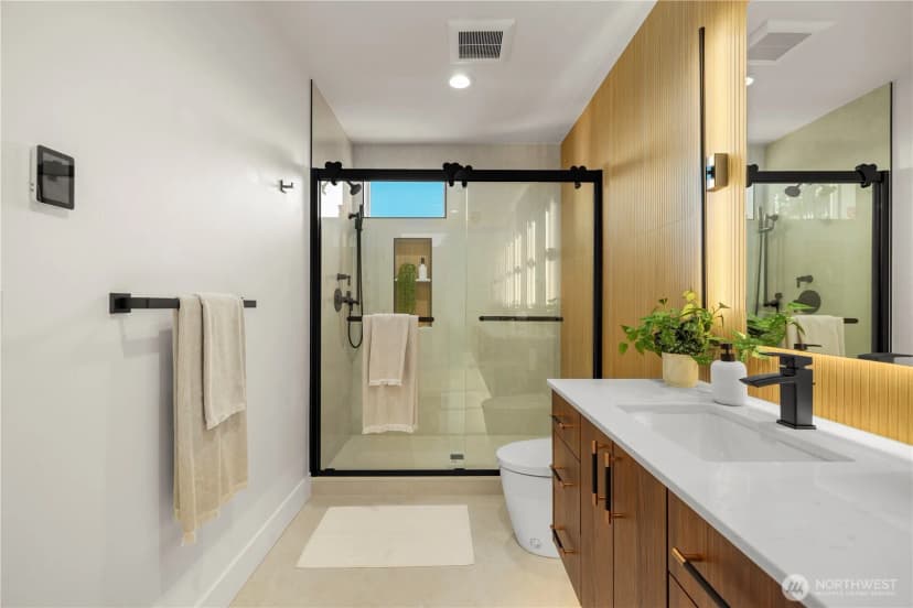 Property photo for 7522 6th Avenue Nw, Seattle photo 19