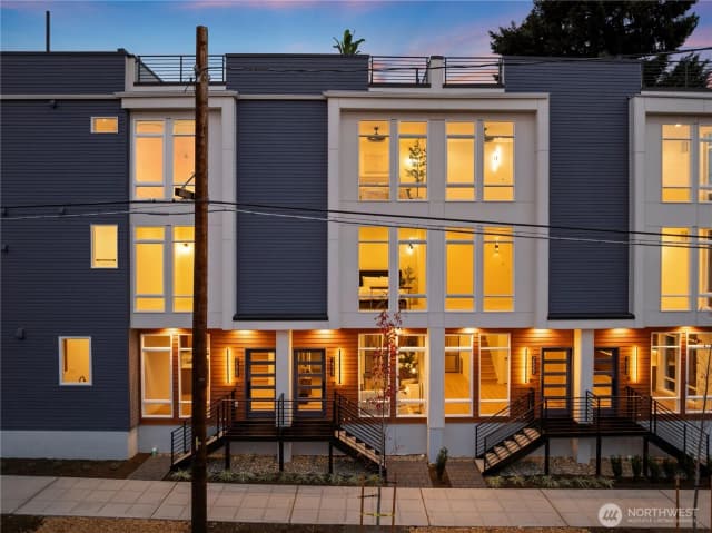 Property photo for 7522 6th Avenue Nw, Seattle photo 2